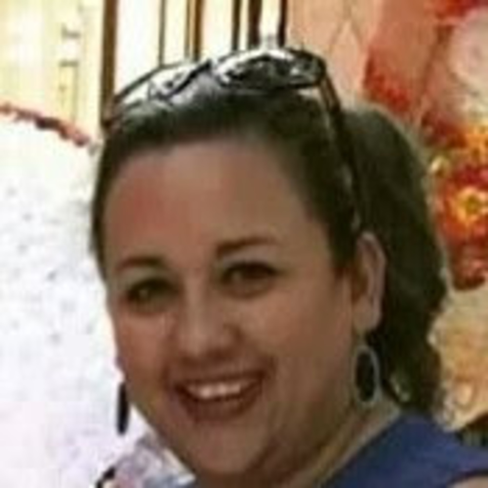 Meet your Posher, Claudia